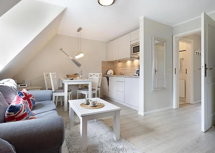 Watt Holte Hueues * List